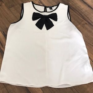Forever 21 white and black bow blouse